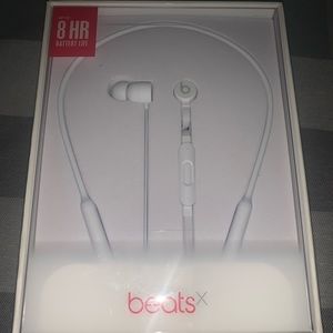 Beats X Beats by Dre Wireless Earphones with Case